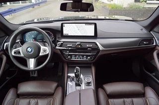 BMW 5 Serie BMW 5 Serie 530e (292pk) Laser/HUD/H&K/Pano/4-wielbesturing/Alle opties! - afbeelding nr 4