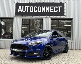 Ford Focus - 315649219-0