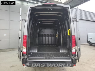 Iveco Daily Iveco Daily 35C21 3.0L Automaat 2025model Black Edition L2H2 ACC Camera LED CarPlay Dubbellucht L2 12m3 Airco - afbeelding nr 10