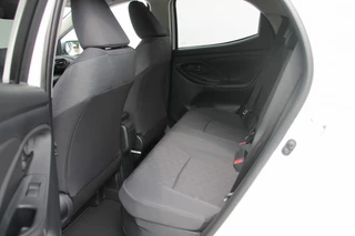 Toyota Yaris Toyota Yaris 1.5 Hybrid 115 Team Player - 93 pk **Camera / Carplay - afbeelding nr 12