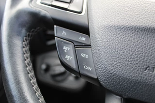 Ford Kuga Ford Kuga 1.5 EcoBoost 150PK ST Line | Panoramadak | Trekhaak | Xenon | Winterpack - afbeelding nr 26