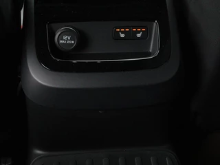 Volvo V60 Volvo V60 2.0 T8 Recharge AWD Inscription | Panoramadak | Bowers & Wilkins | Head-Up | Massage | Ventilatie | Trekhaak | 360 Camera | Leder | Carplay | Achterbankverwarming | Navigatie | PHEV - afbeelding nr 9