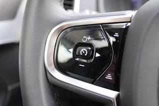 Volvo XC90 Volvo XC90 2.0 T8 Recharge AWD Plus Dark | Trekhaak | Panoramadak | 360 Camera - afbeelding nr 8