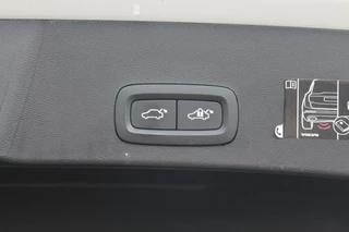 Volvo XC40 Volvo XC40 T4 Recharge R-Design | Parkeercamera | Glossy Black | Keyless - afbeelding nr 41