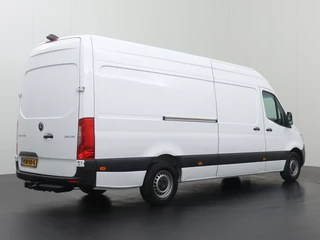 Mercedes-Benz Sprinter | Touchscreen Navigatie-Camera | 3-Persoons - afbeelding nr 2