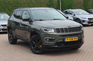 Jeep Compass Jeep Compass 1.4 MultiAir Limited 4x4 / Trekhaak / Camera / Half leder / Navigatie / Keyless / 17'' / Stuurverwarming / DAB / Stoelverwarming / Cruise Control - afbeelding nr 32