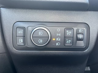 Ford Kuga Ford Kuga 2.5 PHEV ST-Line X 225pk | Black Pack | Elektrische Achterklep | Rode Remklauwen | Achteruitrijcamera | 20 inch velgen - afbeelding nr 26