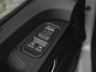 Renault Trafic Renault Trafic L2H1 2.0dCi 170pk Aut. T29 Luxe | BPM-vrij!! | Navi | Achtercamera | PDC rondom | ECC | 17