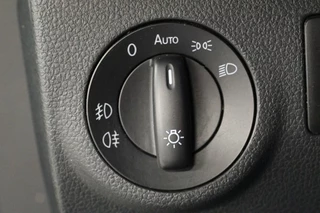 Volkswagen Caddy Volkswagen Caddy 2.0 TDI BMT Highline | Cruise control | Airco | Navigatie | PDC | Trekhaak | Airco | MF Stuur | Sidebars | NAP Logisch | 1e eigenaar | - afbeelding nr 19