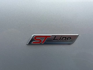 Ford EcoSport Ford EcoSport 1.0 ECOBOOST 125PK ST-LINE HALF-LEER NAVI TREKHAAK AIRCO LMV PDC - afbeelding nr 18