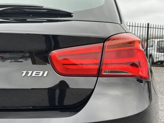 BMW 1 Serie BMW 1-serie 118i Executive 1e Eigenaar,Airco,Cruise,Stoelverwarming,PDC Achter,Bluetooth,6-bak,LM Velgen,APK tot 09-2026 - afbeelding nr 34