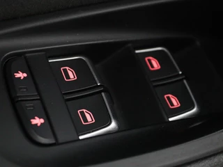 Audi A6 Audi A6 2.0 TFSI quattro S line | Stoelverwarming |  Trekhaak | Leder/Alcantara | Camera | Navigatie | Achterbankverwarming | 20'' lichtmetalen velgen | Xenon | Parkeerhulp | Bluetooth - afbeelding nr 33