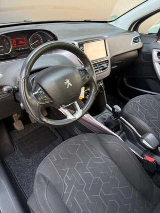 Peugeot 2008 Peugeot 2008 1.2 PureTech Active|Panoramdak|Nieuwe Distributie - afbeelding nr 28