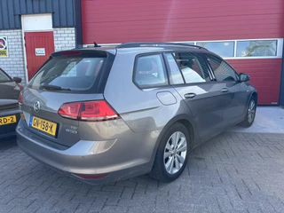 Volkswagen Golf NAVI / CLIMA / PDC / BLUETOOTH / CRUISE / DAB+ / NL-AUTO - afbeelding nr 2