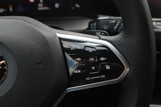 Volkswagen Golf Volkswagen Golf 1.4 eHybrid GTE / Camera / Navigatie / Sfeerverlichting / LED Koplampen / 18'' / Virtual Cockpit / DAB / Stoelverwarming / ACC - afbeelding nr 26