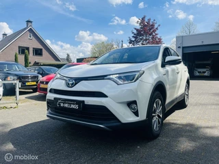 Toyota RAV4 Toyota RAV4 2.5 Hybrid Style Camera / PDC / LM / Led / Trekhaak / Key-less - afbeelding nr 1