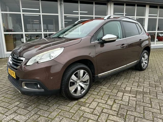 Peugeot 2008 Peugeot 2008 1.2 PureTech Blue Lease Executive / Automaat - afbeelding nr 2