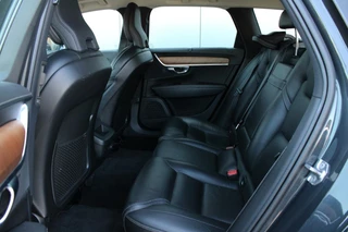 Volvo V90 Volvo V90 2.0 T4 Inscription 210pk | Lederen dashboard | Trekhaak - afbeelding nr 19
