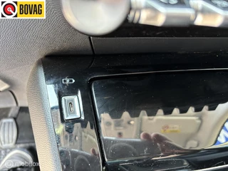 Peugeot 208 Peugeot 208 1.2 PureTech 100 Allure Pack navigatie en carplay Led koplampen cruise control Led koplampen - afbeelding nr 10
