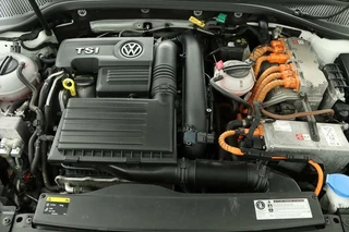 Volkswagen Golf Volkswagen Golf 1.4 TSI GTE Leder Pano Airco Cruise - afbeelding nr 22