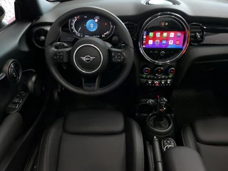 MINI Cooper S Cabrio MINI Cooper S Cabrio Mini 2.0 180PK ESSENTIAL BLACK PACK LEER CARPLAY LED STOELVERW. 09/2023 - afbeelding nr 25