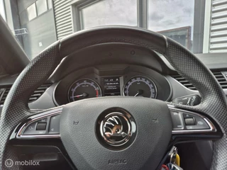 Škoda Octavia Skoda Octavia Combi 1.0 Greentech Sport Business - afbeelding nr 17