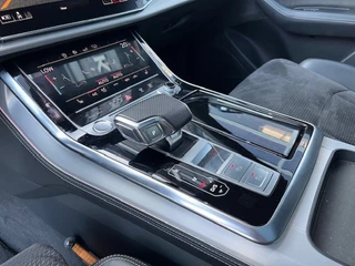 Audi Q8 Audi Q8 55 TFSI Q S-LINE - MAXTON - PANO - 4-W. BEST. - 22 INCH - afbeelding nr 17