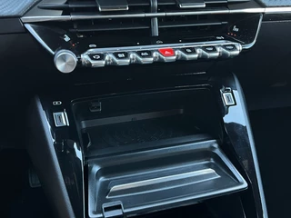 Peugeot 2008 Peugeot 2008 1.2 PureTech 130 Allure Automaat I Carplay I 360 Camera I Blindspot - afbeelding nr 17