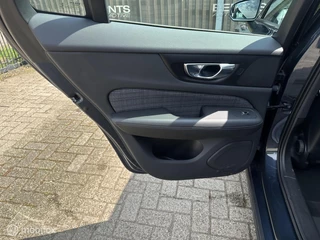 Volvo V60 Volvo V60 B3 Mild Hybrid Essential|Trekhaak|Parkeercamera|Stoel-Stuur verwarming|Parkeersensoren - afbeelding nr 54