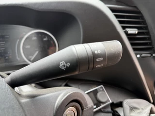 Iveco Daily Iveco Daily 35C18 3.0 L2H2 Airco Cruise Control 3,5 Tons Trekhaak 5-26 APK Lucht geveerde stoel - afbeelding nr 23
