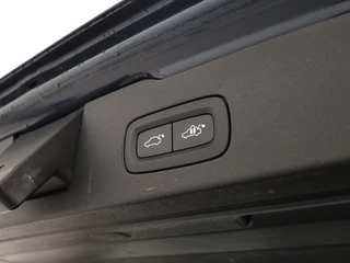 Volvo V60 Volvo V60 B3 AUT(8) MOMENTUM+ HARMAN KARDON LEDER ACC BLIS KEYLESS - afbeelding nr 36