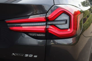 BMW X3 BMW X3 xDrive30e Executive LED/Leder/Camera/Virtual Cockpit/Elek. klep/App-Connect/19