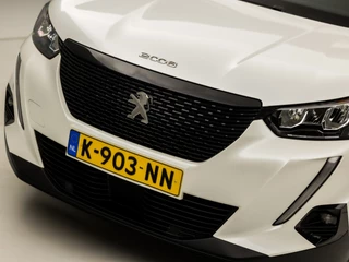 Peugeot 2008 Automaat (APPLE CARPLAY, NAVIGATIE, STOELVERWARMING, 360 CAMERA, LED KOPLAMPEN, SPORTSTOELEN, DAB+, LANE ASSIST, NIEUWE APK, NIEUWSTAAT) - afbeelding nr 32