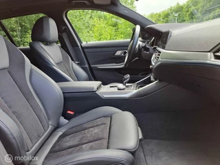BMW 3 Serie BMW 3-serie Touring 330e M-Sport|Pano|Laser|Head-Up - afbeelding nr 19