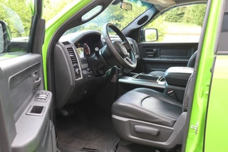Dodge Ram 1500 Dodge Ram 1500 5.7 V8 4x4 Quad Cab Sport | Leder | Camera |  Trekhaak | 20'' | Airco | Cruise control | LPG 122 liter | LED verstraler | Bluetooth | Side-Bars - afbeelding nr 15