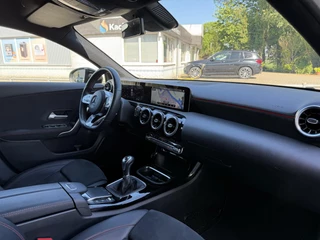 Mercedes-Benz A-Klasse Mercedes-Benz A-klasse 160 Business Sol. AMG | Navi | Camera | Carplay | - afbeelding nr 11