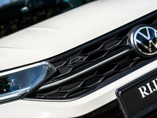 Volkswagen Taigo Volkswagen Taigo 1.5 TSI R-Line|PANO|ACC|18'|VIRTUAL|CARPLAY - afbeelding nr 38