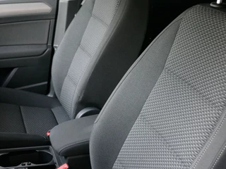 Volkswagen Touran Volkswagen Touran 1.5 TSI 150PK 7P CARPLAY NAVI CAMERA LED ELEK.KLEP VIR.COCKPIT DODE.HOEK DET. STOELVERW KEYLESS 7P 7PERS 11/2024 