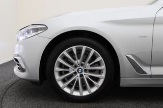 BMW 5 Serie BMW 5 Serie Touring 520i High Executive Leer, Head-Up, Elektrische Stoelen, Navigatie, Bluetooth, PDC, Trekhaak, 18'' - afbeelding nr 26