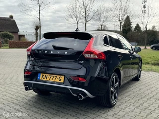 Volvo V40 Volvo V40 2.0 D3 R-Design 2016 Automaat Zeer netjes - afbeelding nr 4