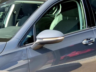 Volkswagen Golf Volkswagen Golf 1.0 eTSI Life Automaat |Nav|Ad.Cruise|Clim|Cam - afbeelding nr 22