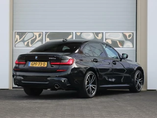 BMW 3 Serie BMW 3-serie 330e High Executive M-sport | Schuif/ kanteldak - afbeelding nr 28