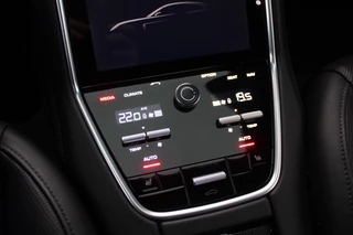 Porsche Panamera Porsche Panamera 4.0 Turbo S E-Hybrid / Panoramadak / 360Camera / Achterasbesturing / Nachtzicht / Softclose / 21'' / Sportuitlaat / Matrix LED / Carbon intr. / Bose / Sportdesign / Volleder / Dodehoek / DAB / ACC - afbeelding nr 29