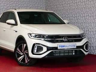 Volkswagen T-Roc Volkswagen T-Roc 1.5 TSI 150PK R-LINE EVO IQ LIGHT ALCANTARA ELEK.KLEP CARPLAY STOEL/STUUR VERW. 18