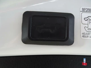 Toyota RAV4 Toyota RAV4 2.5 Hybrid Energy Plus - afbeelding nr 24