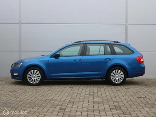 Škoda Octavia Skoda Octavia Combi 1.0 TSI Airco CarPlay Navi Cruise LED - afbeelding nr 2