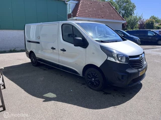 Opel Vivaro Opel Vivaro  1.6 CDTI Euro 6 Lang Airco 3 zitplaatsen Trekhaak - afbeelding nr 3