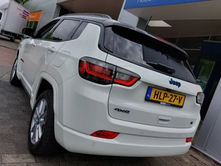 Jeep Compass Jeep Compass 4xe 240 Plug-in Hybrid Electric S | Navi | Apple Carplay+Android Auto | Clima | Adap.Cruise | Keyless Entry | Pdc V+A+Camera | Stoel+Stuurwielverwarming | Rijstrook+Licht+Regensensor - afbeelding nr 49