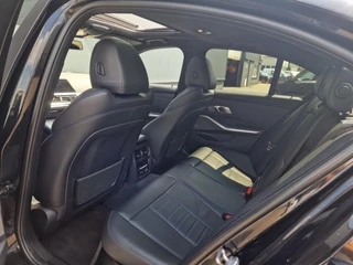BMW 3 Serie BMW 3-serie 330e M Sport /Laser /Schuifdak /Deal ond /Nap /Garantie - afbeelding nr 13