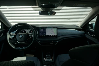 Škoda Octavia Škoda Octavia Combi 150PK AUTOMAAT ADAPTIVE | WINTERPACK | CAMERA | NAVI | KEYLESS! - afbeelding nr 14
